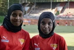 Kasar Finland Ta Fara Raba Wa 'Yan Wasa Mata Musulmi Mayafin Kai