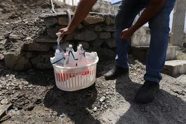 صف آب آشامیدنی در شهرستان همدان
