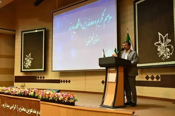 نقش جامعه دانشگاهی در توسعه کشور بسیار مؤثر است