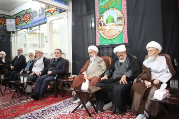 پیامبر(ص)
مشرکان