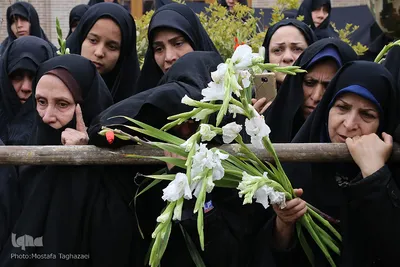 تدفین پیکر پاک و مطهر یک تن از شهدای گمنام دفاع مقدس در حوزه علمیه معیر