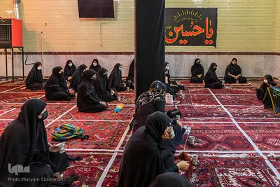 رخت عزای حسینی بر تن دختران تبریزی