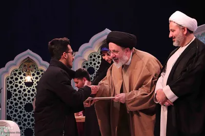 اختتامیه بخش نغمات دینی بخش آقایان در مسابقات سراسری قرآن