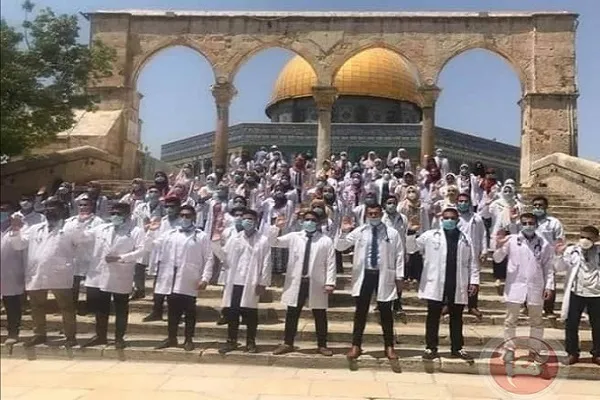 ادای سوگند پزشکان فلسطینی در مسجدالاقصی + عکس