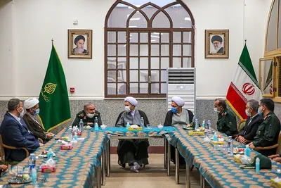 دیدار سردار دریادار علی فدوی جانشین فرمانده کل سپاه با آیت‌الله دژکام تولیت آستان مقدس حضرت شاهچراغ(ع)