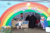 دختر 3 ساله هدیه‌ خود را تقدیم آستان بی‌بی حوریه بندرانزلی کرد