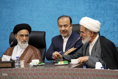 دیدار جمعی از روحانیان با استاندار یزد