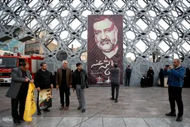 تشییع پیکر شهید سیدرضی در میدان امام حسین(ع)