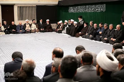 مراسم عزاداری شب تاسوعای حسینی در حسینه امام‌خمینی(ره)