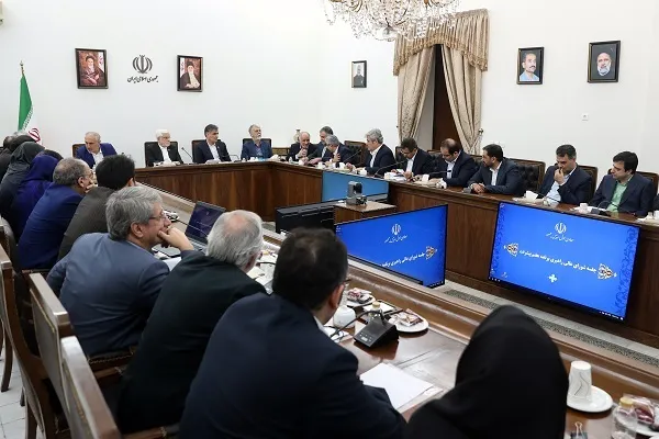 راهبرد اول دولت، اجرایی کردن برنامه هفتم پیشرفت است