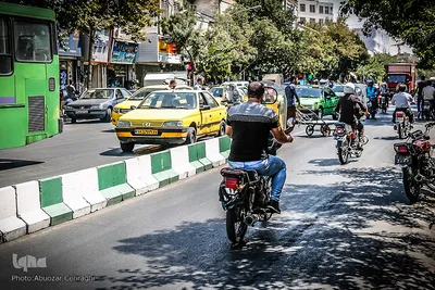 عبور غیر مجاز موتور سیکلت ها از خطوط ویژه اتوبوسرانی