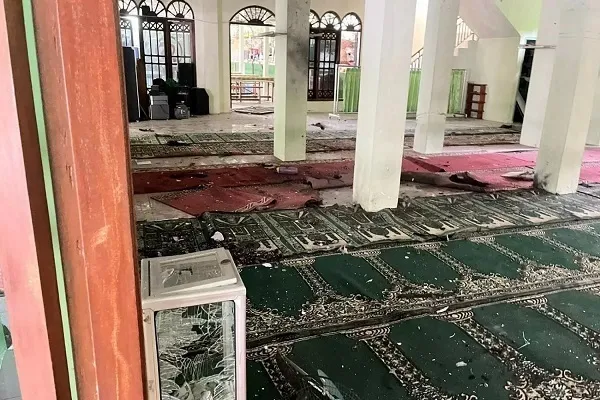 Al-Azhar Denounces Bomb Blast at Jakarta Mosque