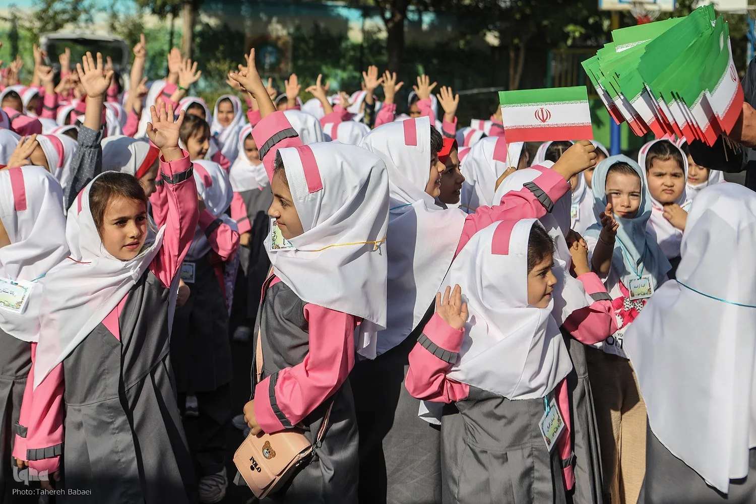 زنگ  «مهر، مقاومت و نماز» به صدا درآمد
