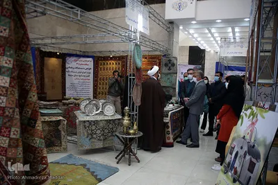 بازدید مدیرکل فرهنگ و ارشاد اسلامی فارس از نخستین نمایشگاه فناوری‌های نرم و صنایع فرهنگی استان