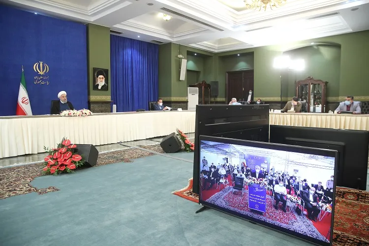 شکاندن تحریم در قدم‌های آخر است / شنیدن اهمیت افتتاح طرح‌های ملی در تحریم نیازمند گوش شنواست