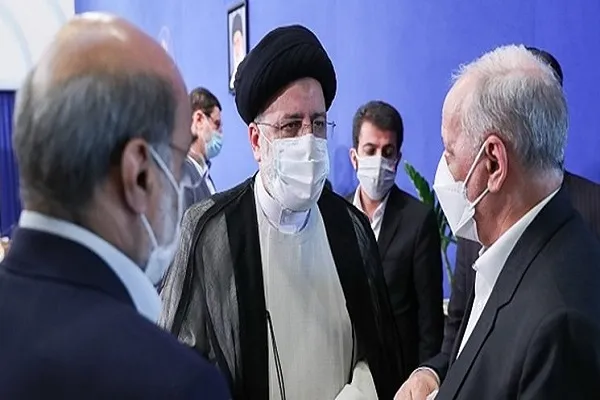 رئیس کمیسیون بهداشت مجلس: بهانه‌تراشی برخی اعضای ستاد کرونا درباره تعطیلی سراسری