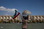 اجتماع مردم اصفهان در بیعت با رهبر منتخب خبرگان