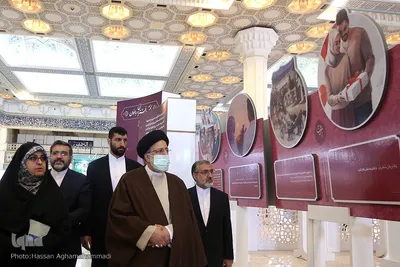 بازدید حجت‌الاسلام والمسلمین سیدابراهیم رئیسی، رئیس‌جمهور از سی‌اُمین نمایشگاه بین‌المللی قرآن کریم