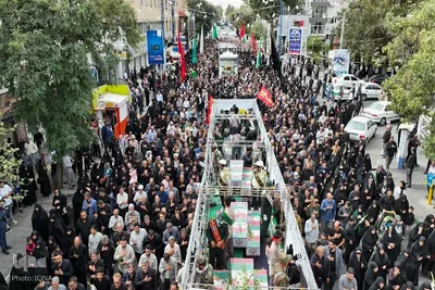 تشییع پیکر مطهر ۲۳ شهید دفاع مقدس در ارومیه‎