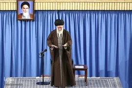 حضرت آیت‌الله خامنه‌ای، رهبر انقلاب