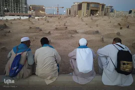 حجاج در بهشت بقیع