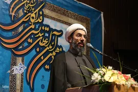 حجت‌الاسلام مصطفی رستمی، رئیس نهاد مقام معظم رهبری در دانشگاه تهران