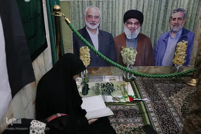 رونمایی از سنگ مزار شهید ایزدی در قم