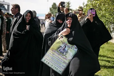 تشییع پیکر شهید دفاع مقدس پس از 33 سال غربت در تبریز