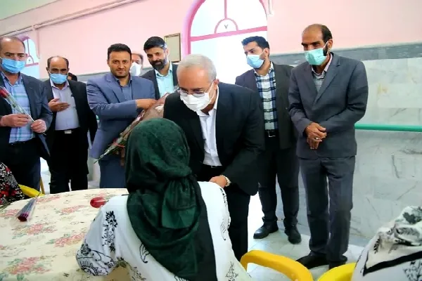بازدید استاندار کرمان از خانه سالمندان محمد مرسل(ص)