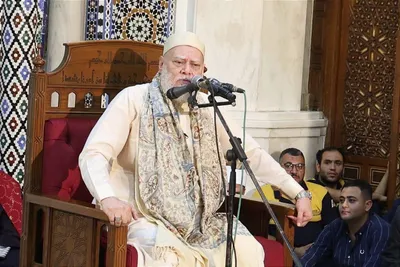 Feier zum Geburtstag des Propheten (Friede sei mit ihm) in der Imam-Hussein-Moschee (Friede sei mit ihm) in Kairo + Fotos und Videos
