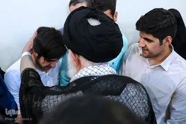 دیدار نویسنده و راوی کتاب «فرنگیس» با رهبر انقلاب