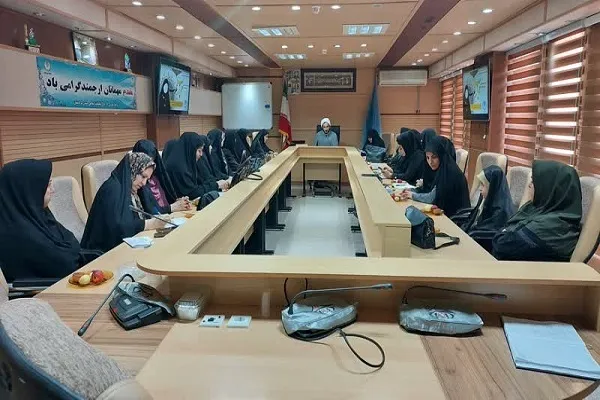 ترویج فرهنگ حجاب با تبیین و روشنگری محقق می‌‎شود