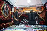 تدارک روزهای عاشقی در میدان امام حسین(ع)