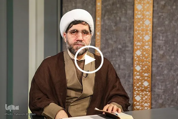 القرآن نزل لهداية الإنسان وتصحیح مساره + فيديو