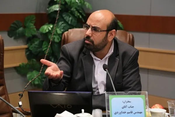 آسیب‌های ناشی از خلأ حضور متولیان امور دینی در فضای مجازی