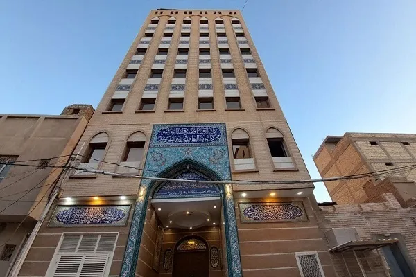 Trampın Ali Məqamlı Rəhbərə etdiyi hədə siyasi axmaqlıqdır