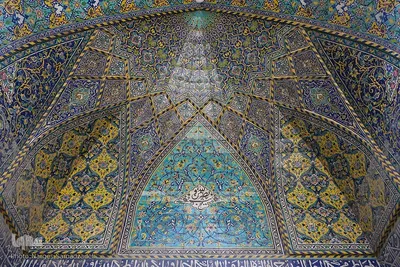 مسجد رحیم خان اصفهان؛ نگین فیروزه‌ای دوره قاجار