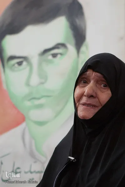 دیدار هفتگی جامعه قرآنی با خانواده طلبه شهید سیدعلی‌اکبر فاطمی نیری
