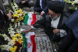 مراسم سراسری مهمانی لاله‌ها