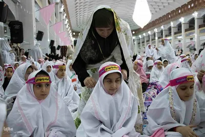 جشن تکلیف ۵ هزار نفری دختران در تبریز