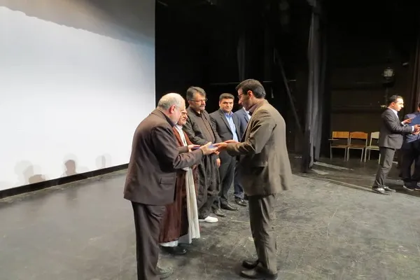 بهره‌گیری از ظرفیت روحانیت در ایجاد صلح و سازش بین مردم