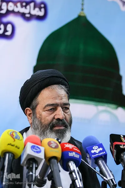حجت الاسلام و المسلمین عبدالفتاح نواب، نماینده، ولی فقیه و سرپرست حجاج ایرانی 
