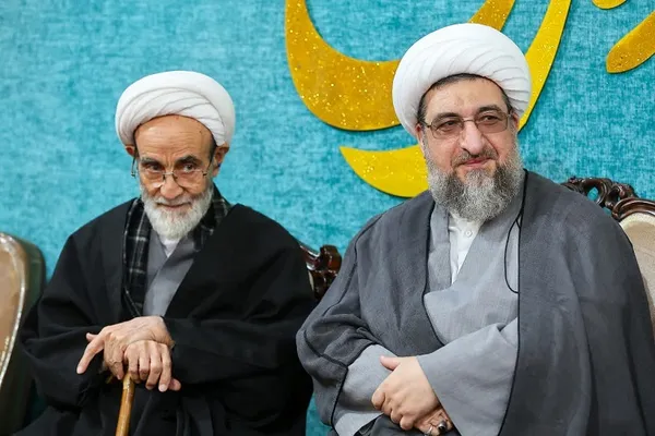 مراسم عمامه گذاری طلاب حوزه علمیه حضرت ولی‌عصر(عج) بناب