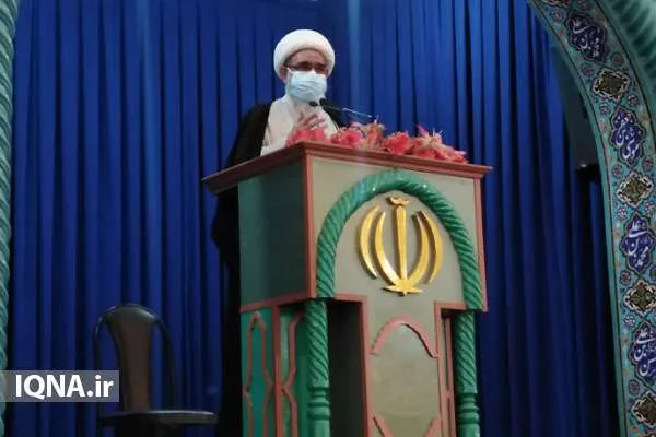 جهان استکبار یکی از موانع پیشرفت انقلاب ایران است