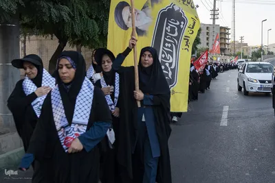 کاروان دانشگاهیان استان البرز پای پیاده در راه تشییع رهبر شهید