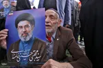 اجتماع بیعت شیرازی ها با سومین رهبر انقلاب
