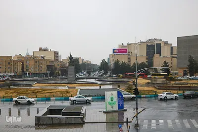 نصف جهان بارانی