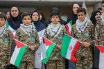 زنجیره انسانی دانش آموزان و کادر درمان تبریز در حمایت از مظلومان غزه‎