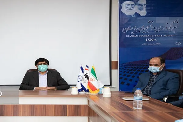 خبرنگاران اصیل راه را بر خبرنگارنماها تنگ کنند