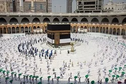 Des  écrans interactifs guident les visiteurs de la Grande Mosquée de La Mecque